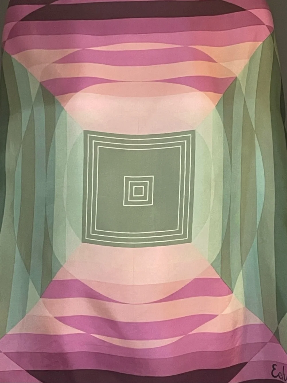 Gorg Vintage Echo Silk Scarf Pinks Greens 22 In Very Good Condition - Picture 4 of 9